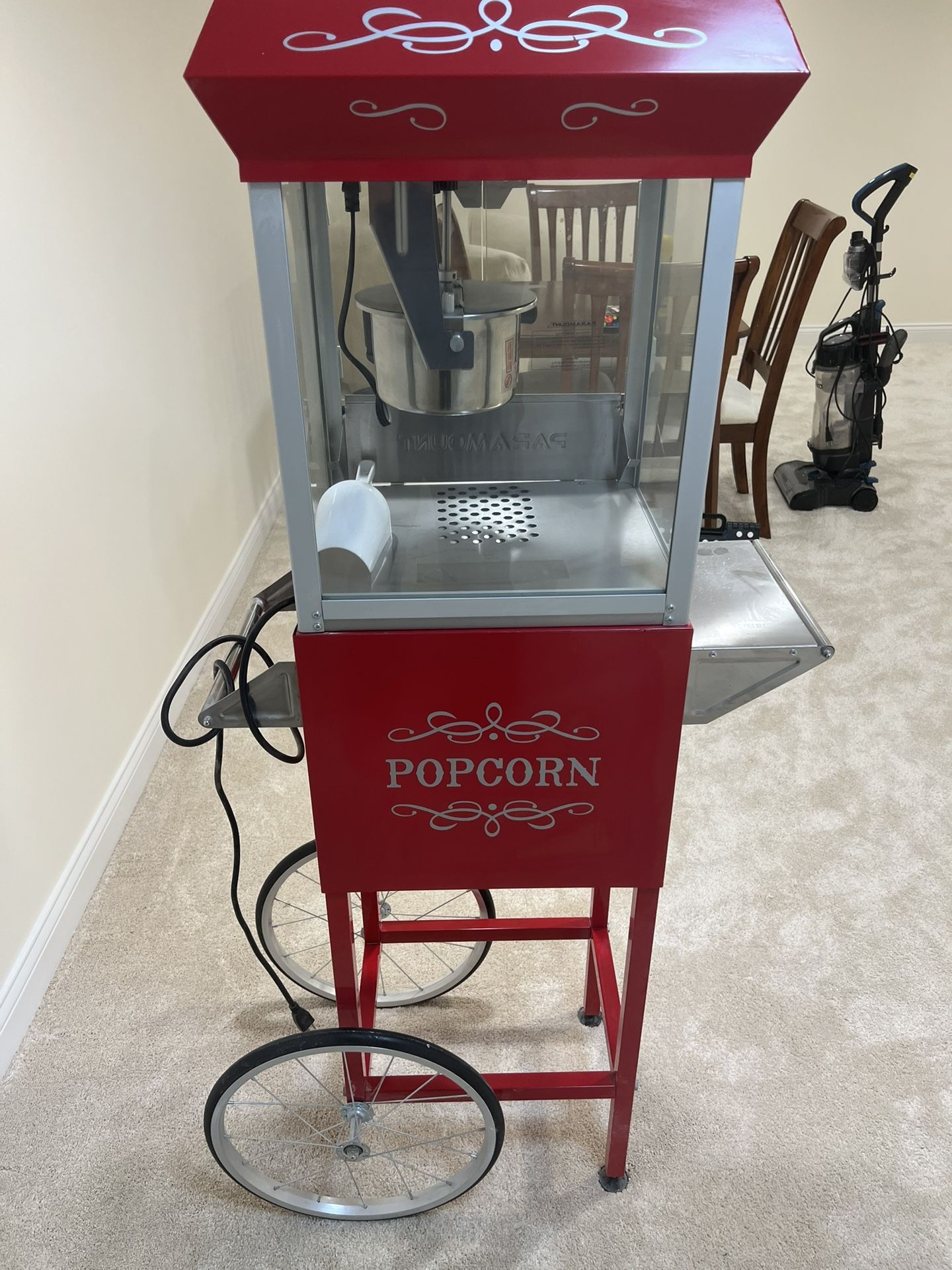 Paramount Popcorn Machine 