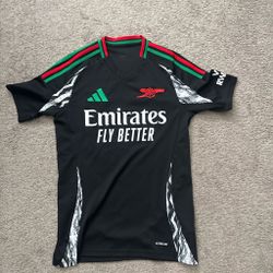 Arsenal 24-25 away kit authentic small