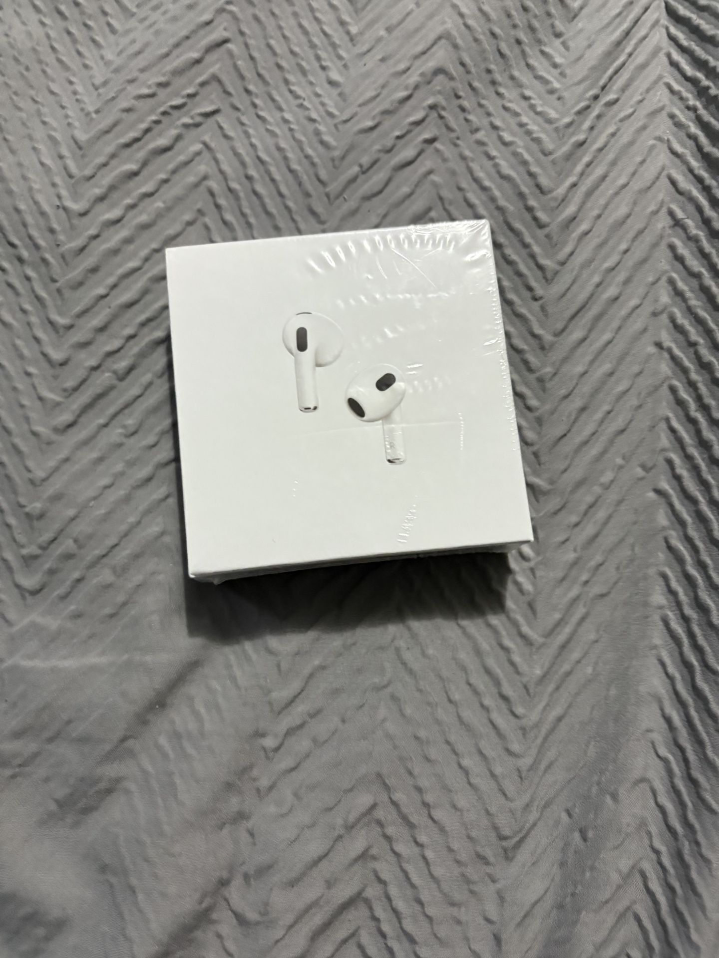 Apple AirPods Gen 3