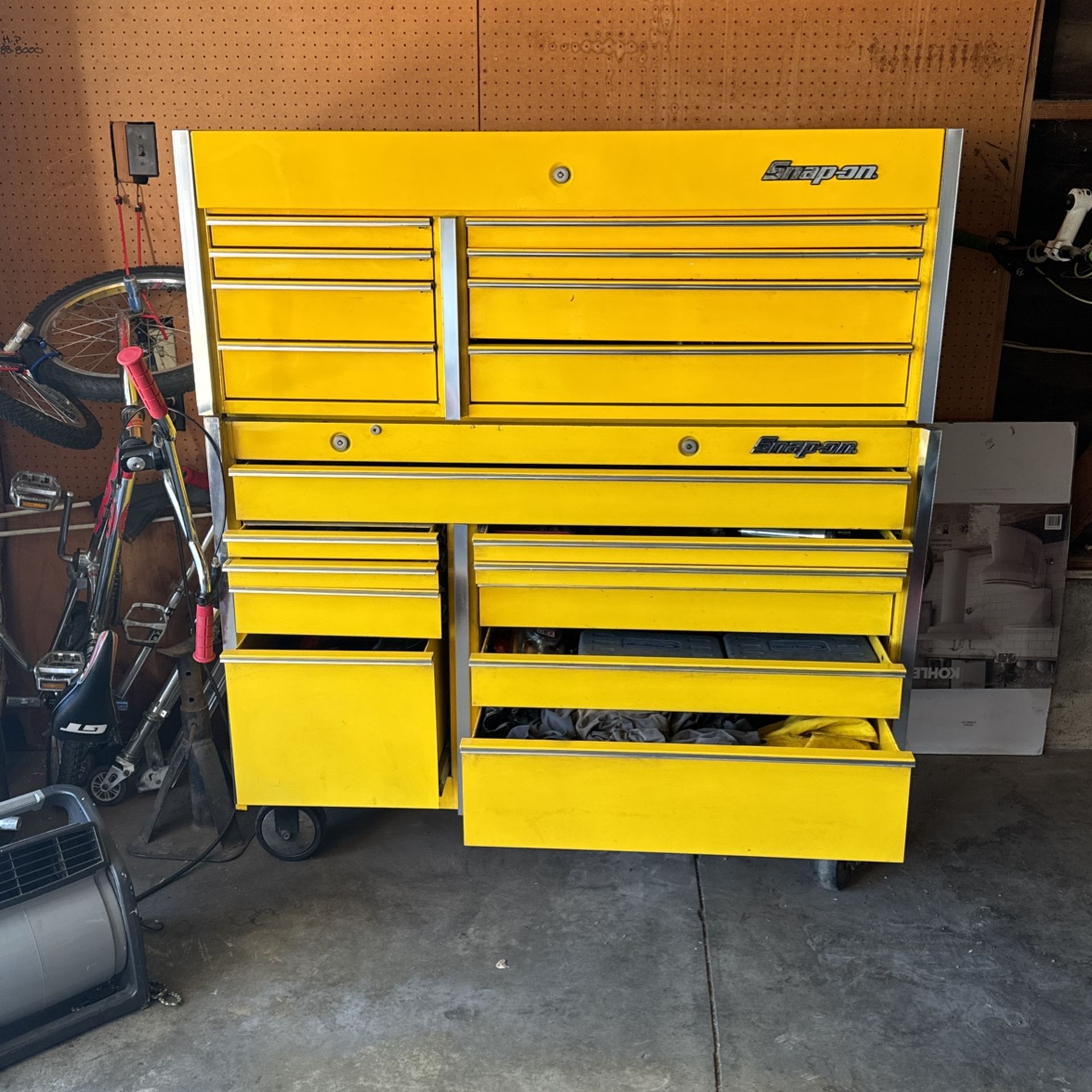 Snap on Tool Box