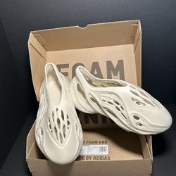 Adidas Yeezy Foam RnR Sand Size 8
