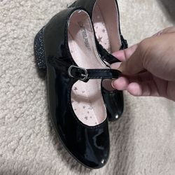 Black dress Shoes  11c 