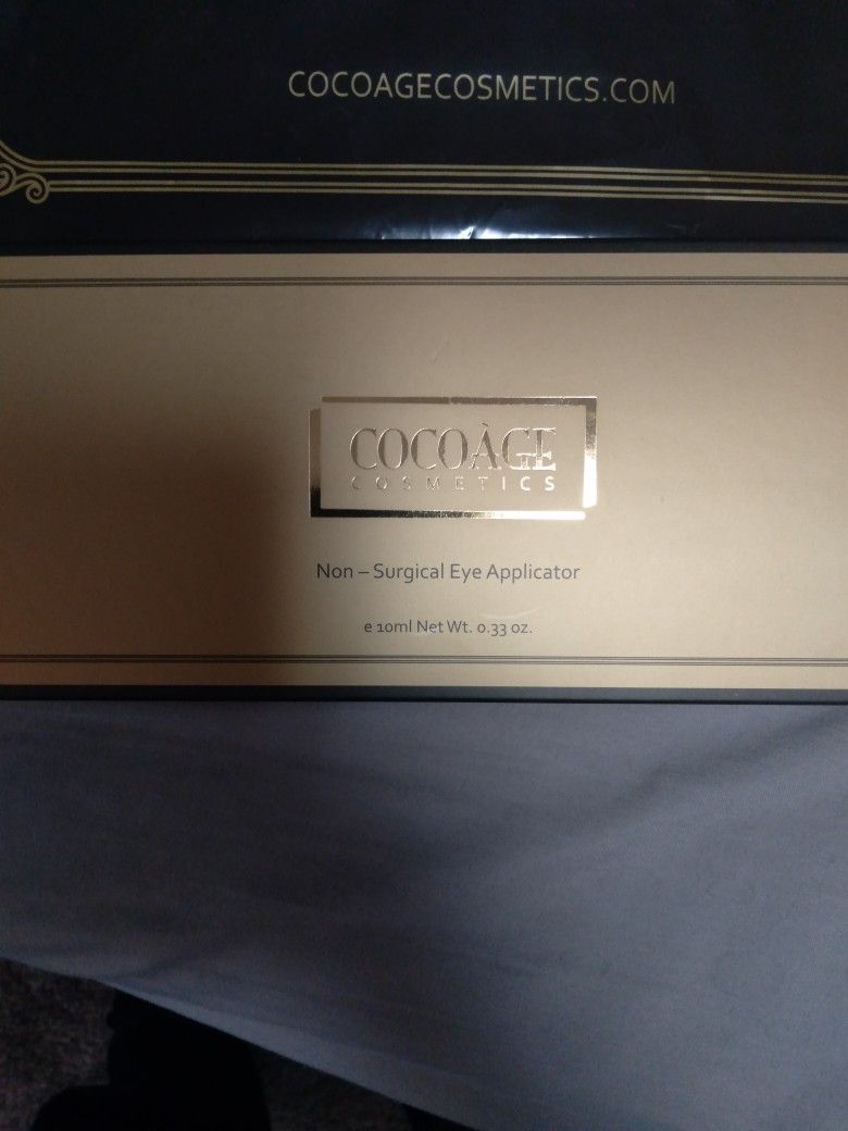 Cocoage Cosmetics Eye Applicator