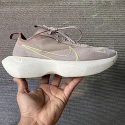 Nike Zoomgravity Pink