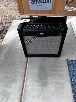 Fender Mustang I Guitar Amplifier