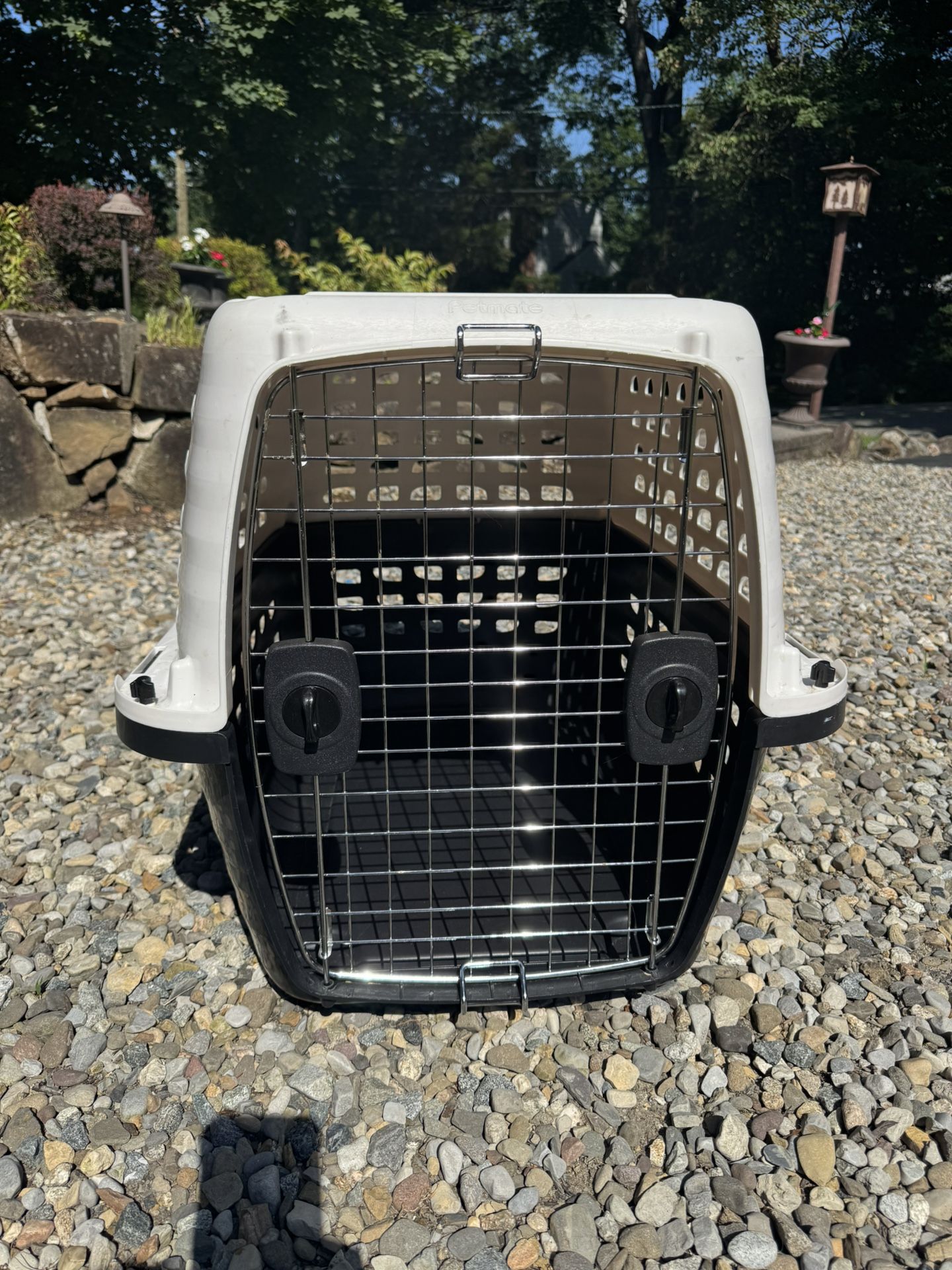 Large Dog Crate , Hardly Used