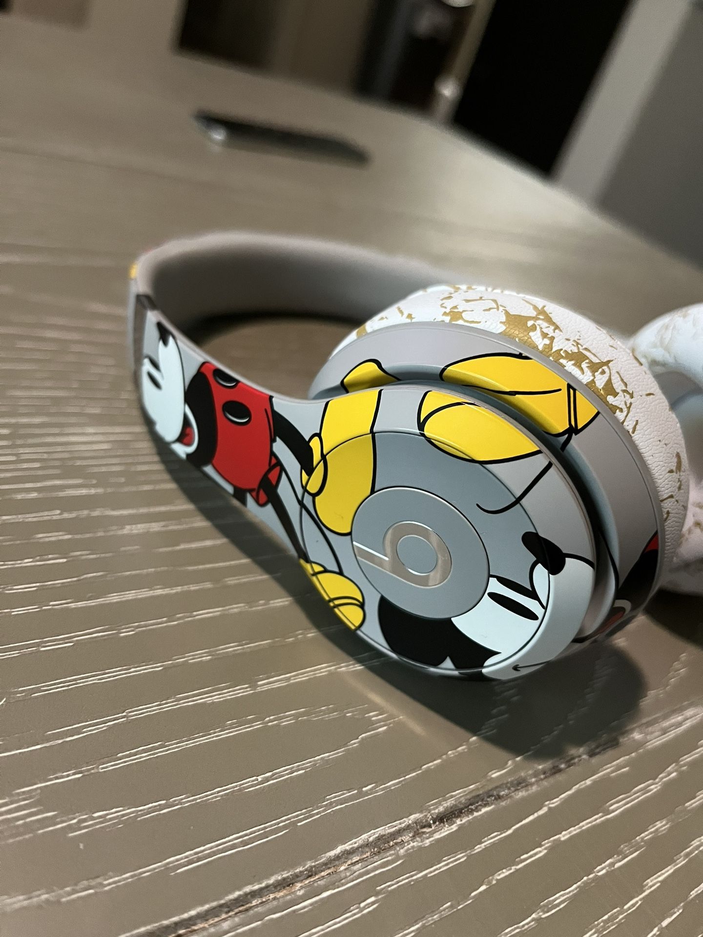 Limited Edition Mickey Mouse Beats Solo 3