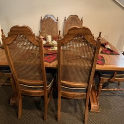6-seater dining table