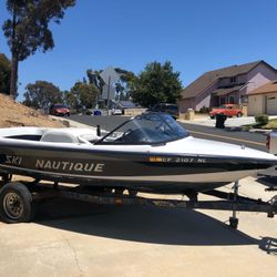 1997 Ski Nautique Ski Boat