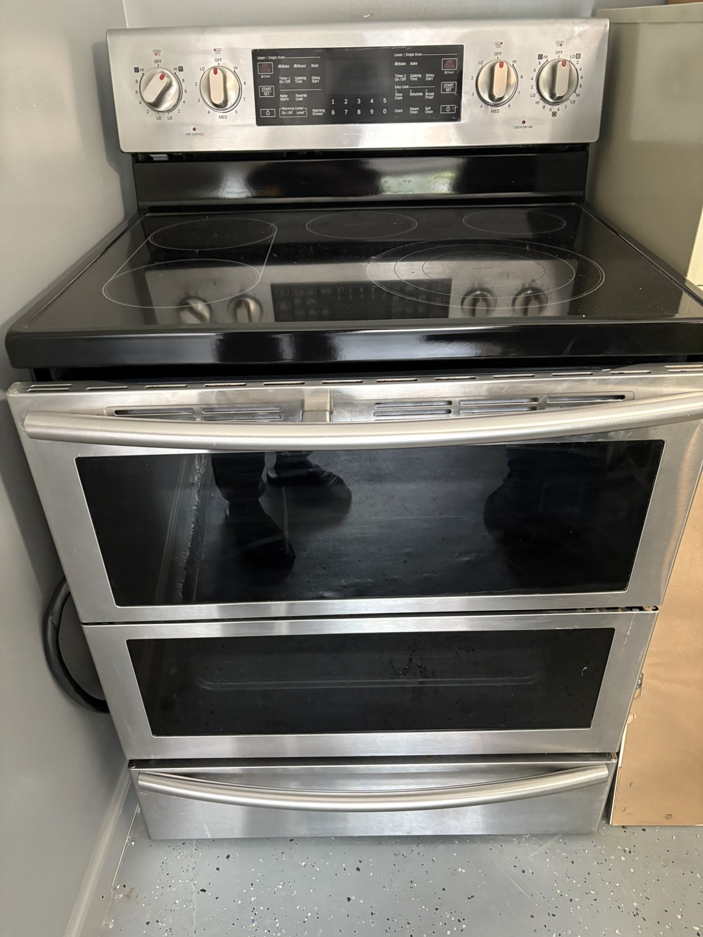 Samsung 5.9 Cu Ft Smart Electric Range With flex Dup