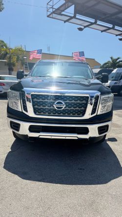 2016 Nissan Titan