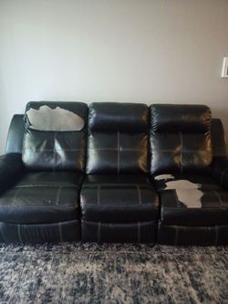 FREE!! RECLINER SOFA!!!