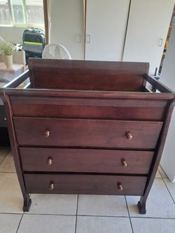 kids dresser