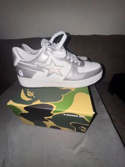 A BATHING APE SNEAKERS SIZE 13 white/silver
