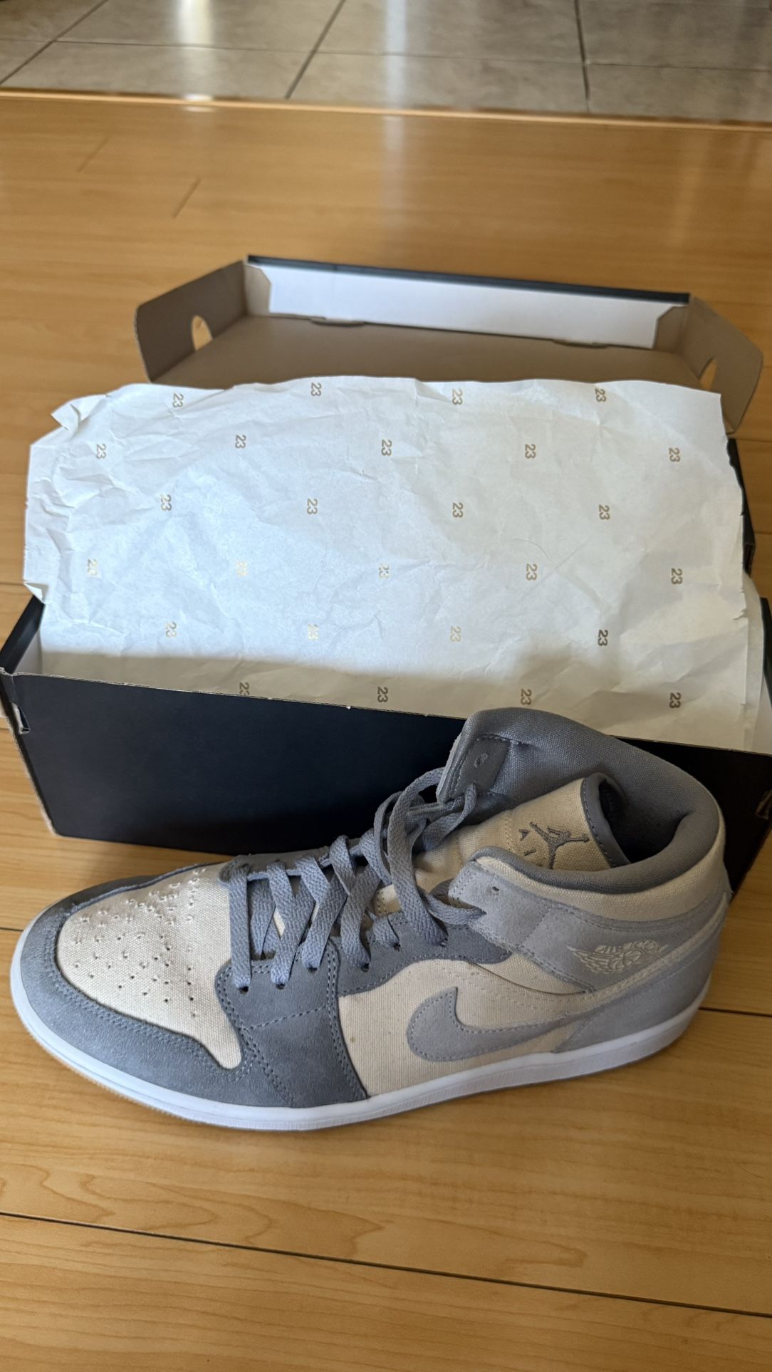 Air Jordan 1 Mid Se