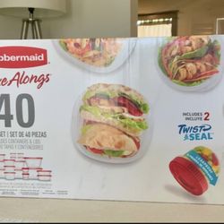 Rubbermaid Containers