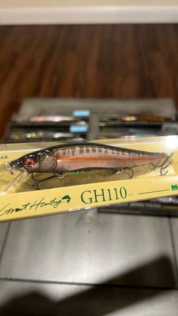 Megabass Great Hunting 110 - Jerkbait Fishing Lure