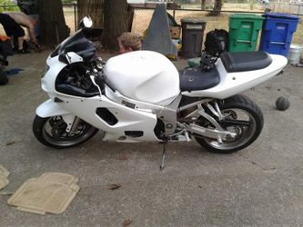2003 gsxr 600