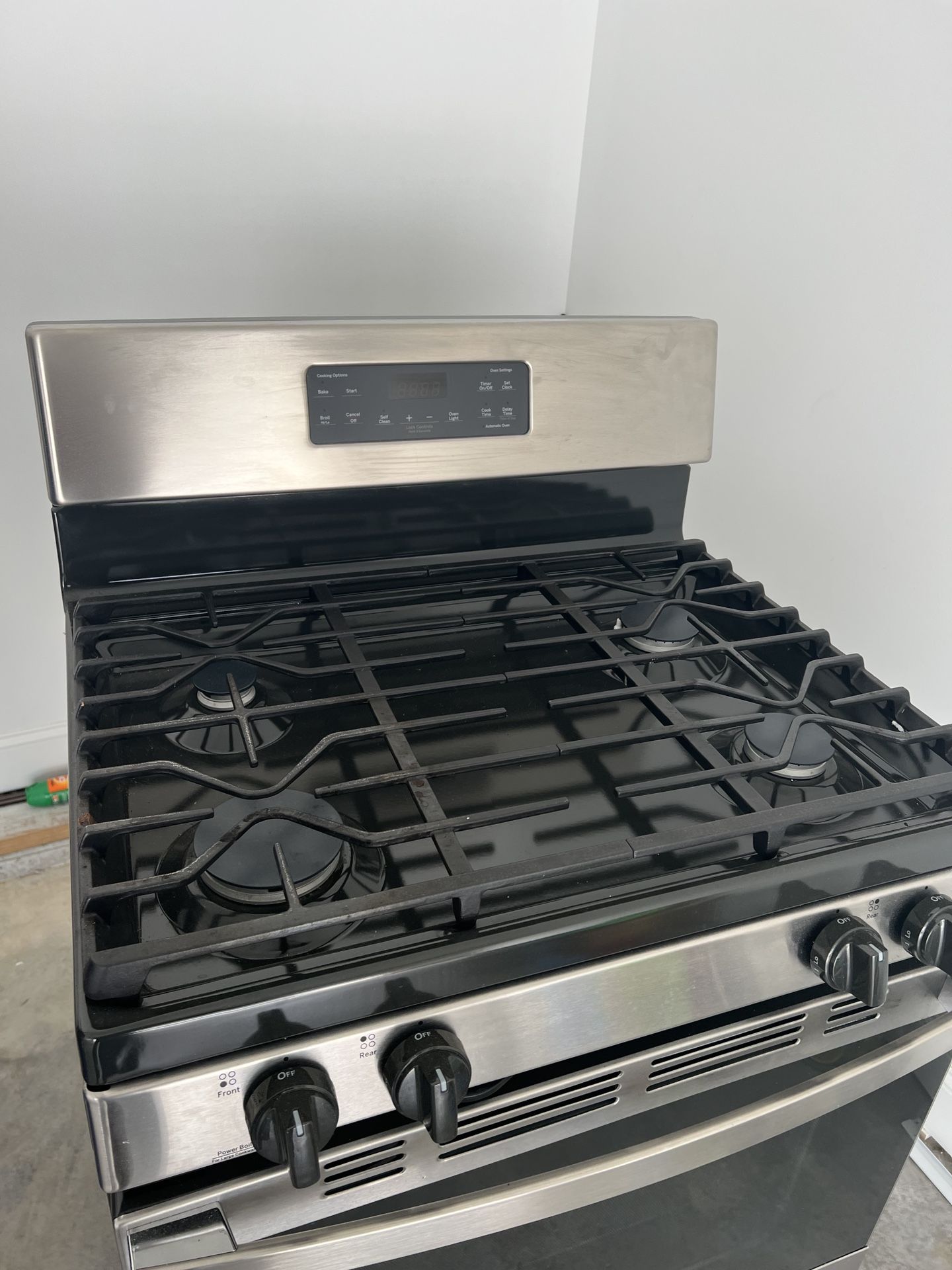 Barely Used GE Stove