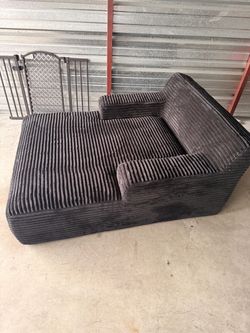 Oversized chaise