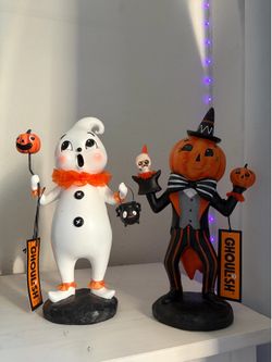 Halloween figures