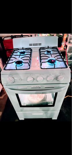 Hot point 24” stove
