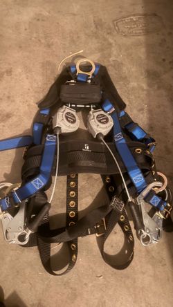 Selling safety harness with everything Selling safety harness with everything