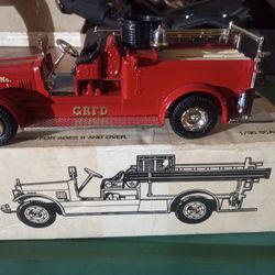 1926 S E A G R A V E Fire Truck Bank 