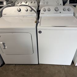 Whirlpool Washer and Dryer set Xl Capacity 