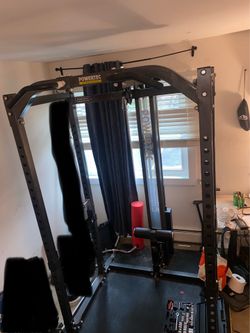 Powertec Squat Rack w/ 200lbs Lat Pull-down Attachment