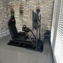 Next Level Racing F-GT Racing Simulator