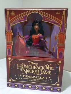 Esmeralda Limited Edition Doll – The Hunchback of Notre Dame 30th Anniversary D23 Exclusive LE 3100