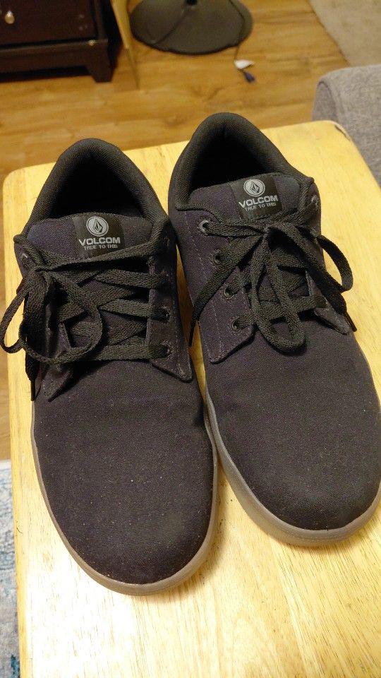 Zappos Volcom Workshoes 11.5 Black