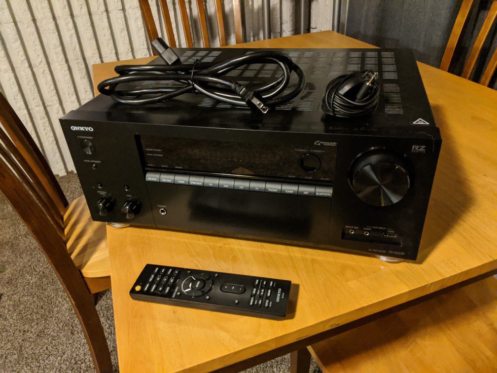 Onkyo TX-RZ630 9 Channel Receiver w Dolby Atmos (only 4 months old)
