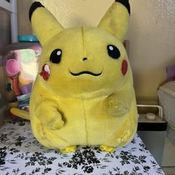 Pokemon Pikachu Plush (READ DESCRIPTION)