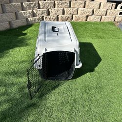 Dog Crate / Pet Carrier – Large  Size, Clean 