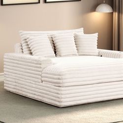New 2 Arm Chaise with USB A-C Charging! Includes Free Delivery 🚚!