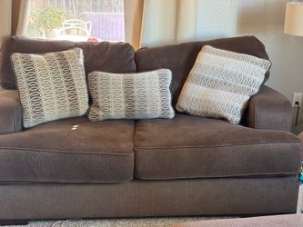 Couch set