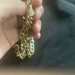 Gold 14 K Cuban Link Gift No Lower Than 2300