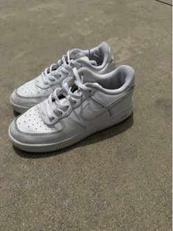 Nike Air Force white  size 3 y