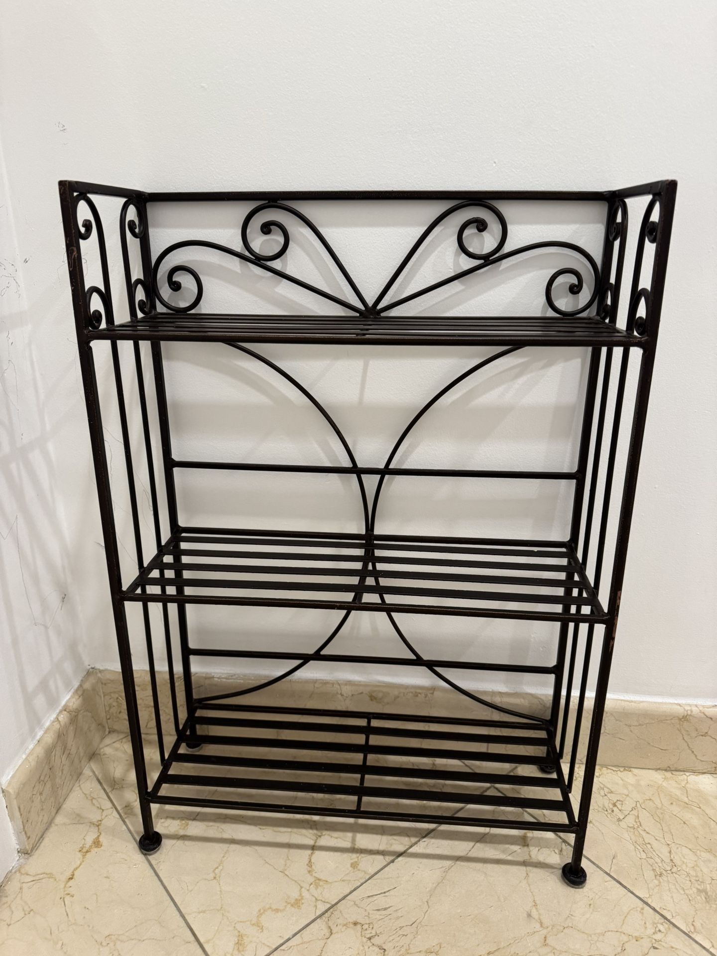 Bronze Metal bookshelf