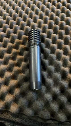 Shure mic PGA81
