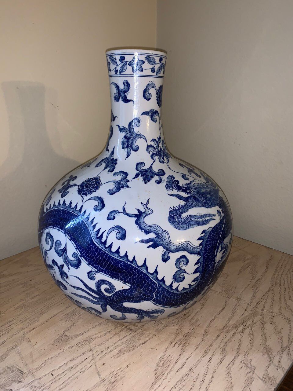 Antique Chinese vase