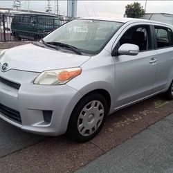 2010 Toyota Scion xD
