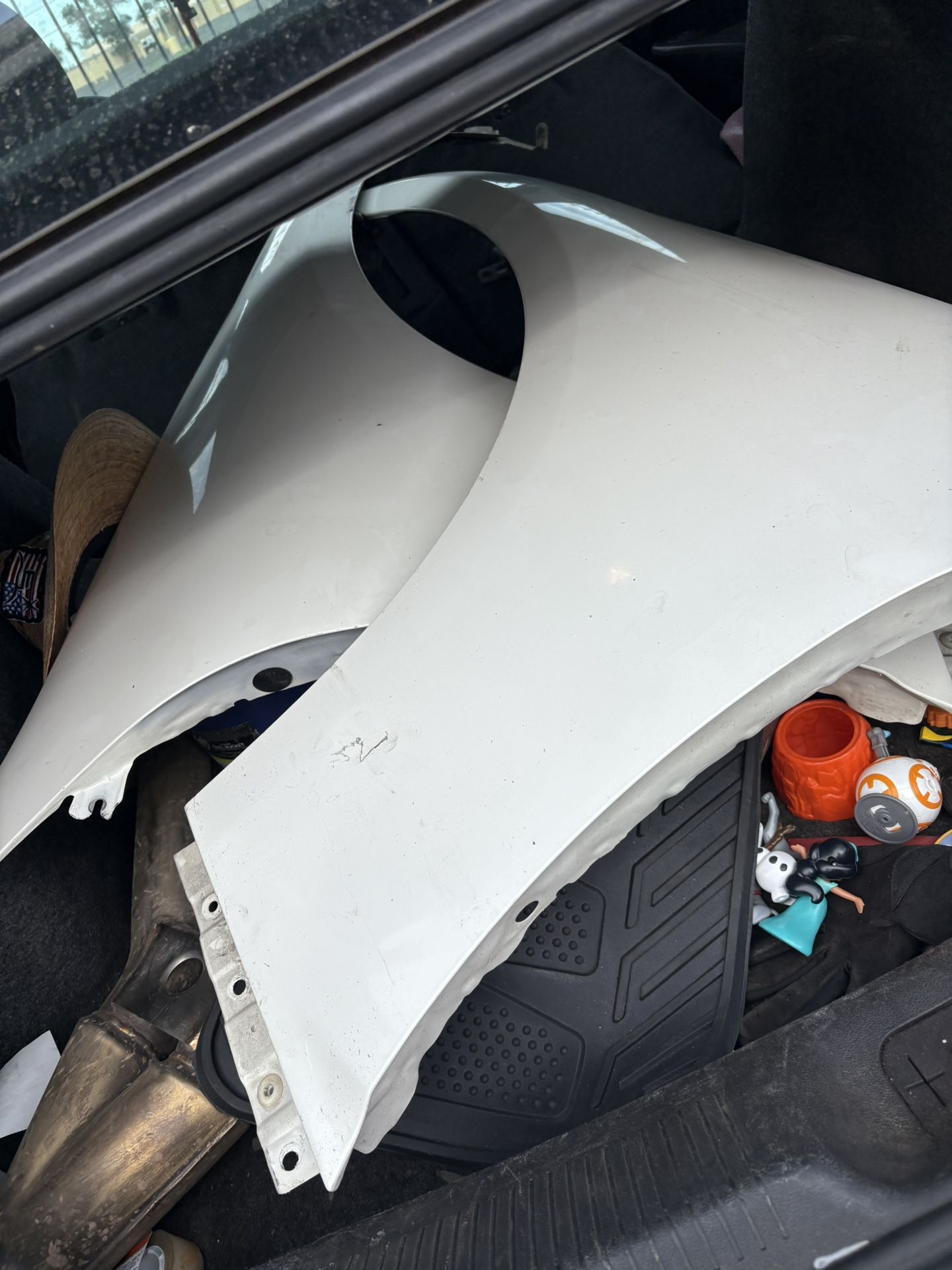 Infiniti G37 Sedan Passenger Fender