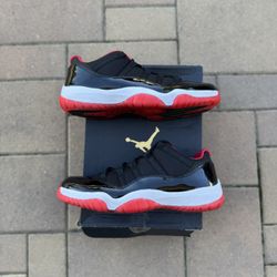 2015 Jordan 11 Low Bred size 12