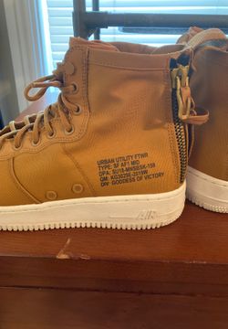 Nike af1 brown mid