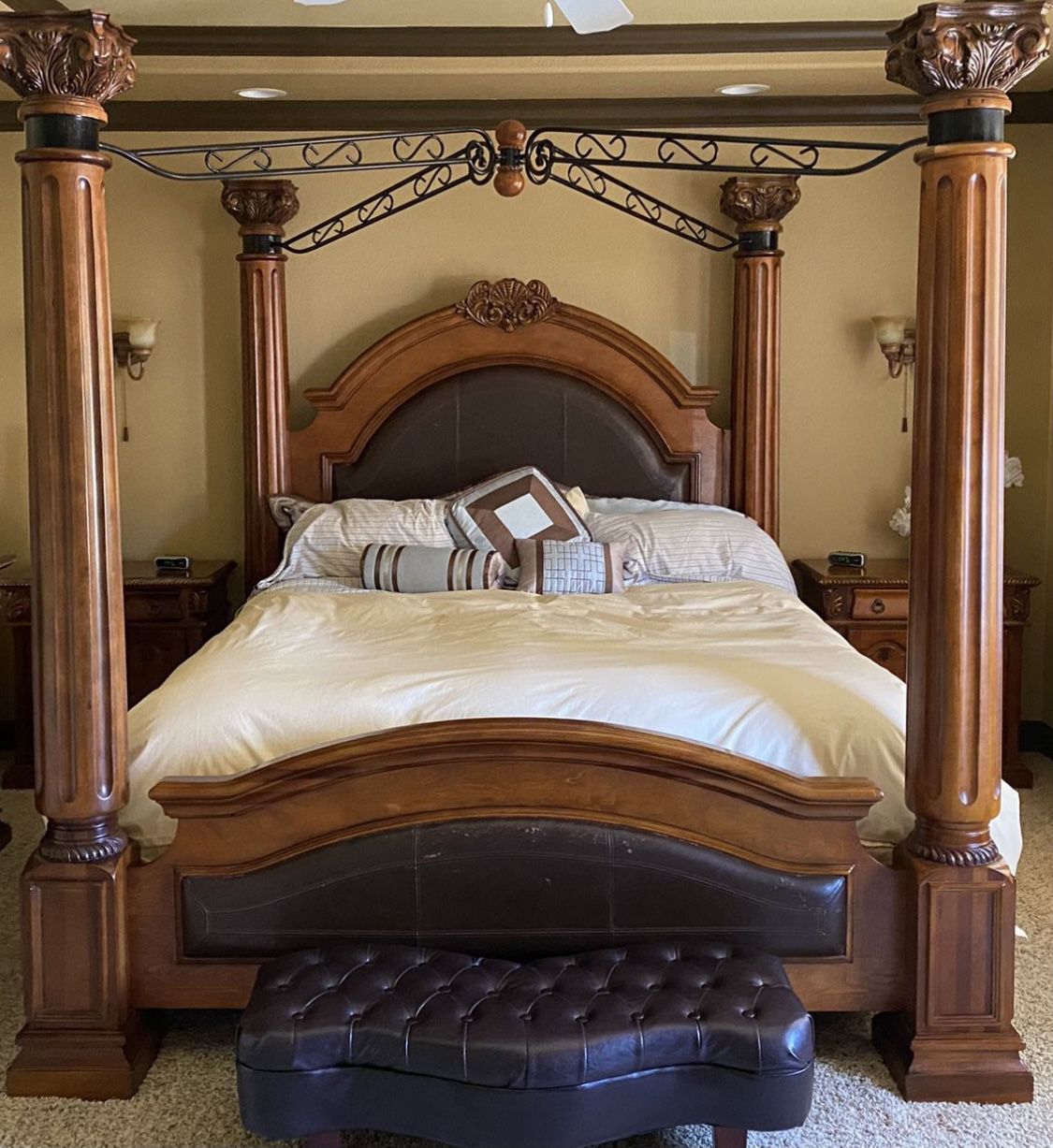 Solid Wood King/ Cal King Bed Frame With 2 Nightstands