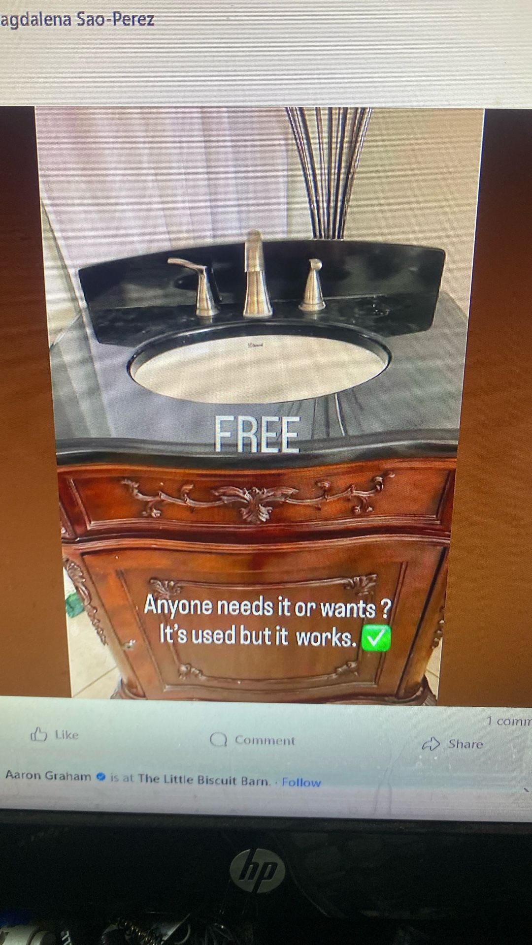 Free Free Complete vanity for bathrooms