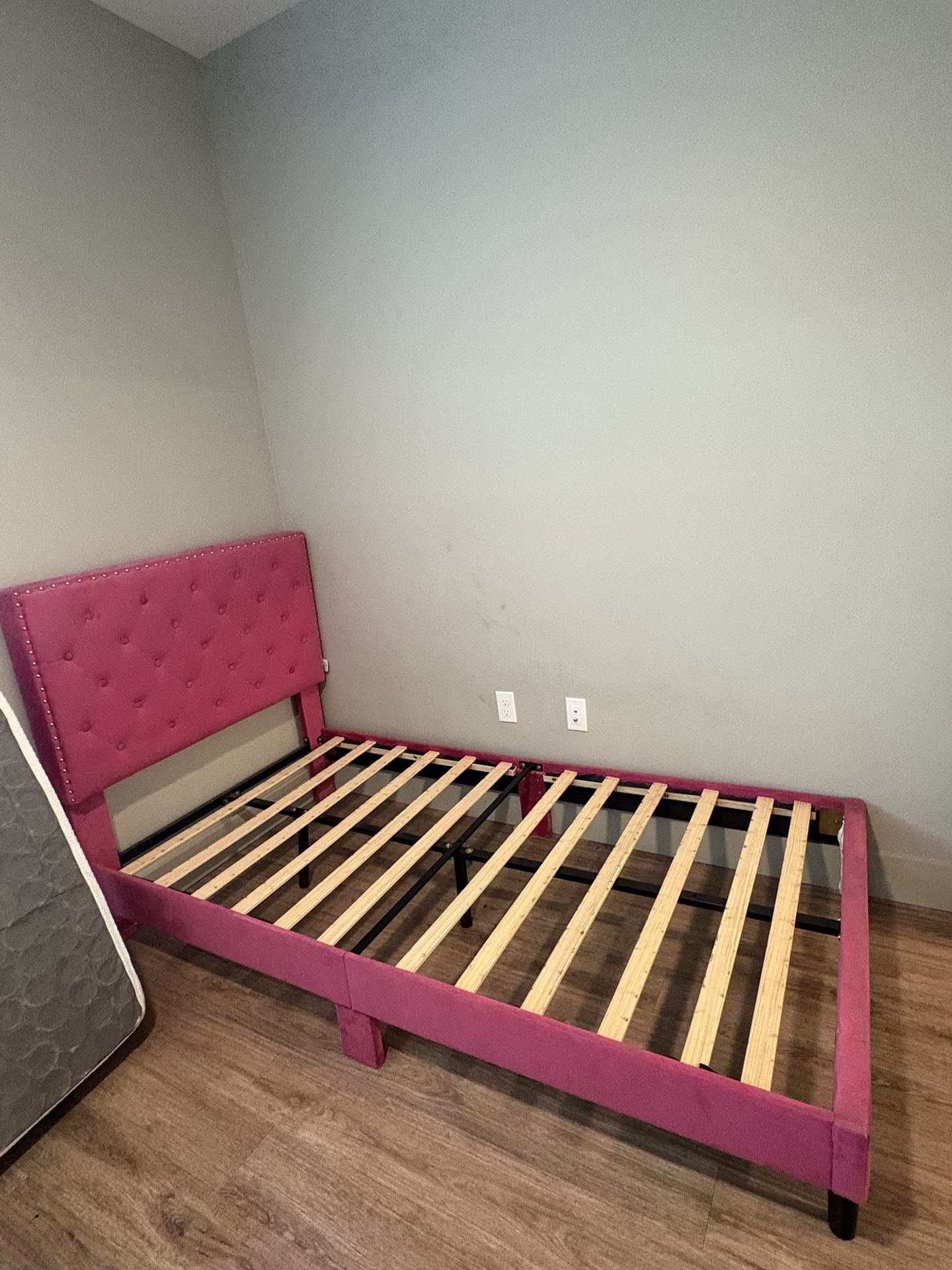 Twin Size Bed Frame 